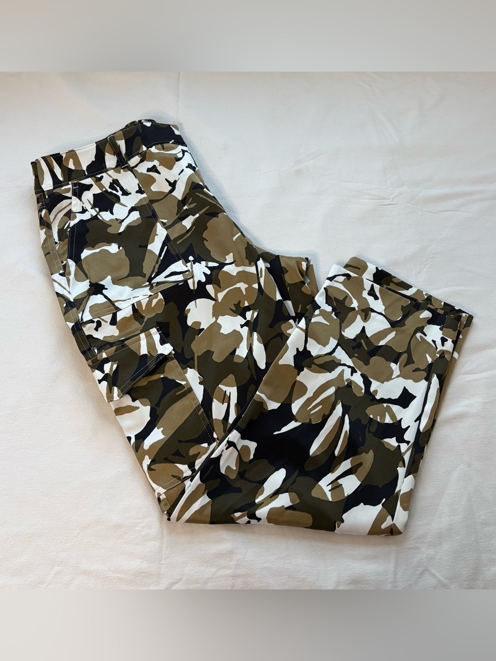 Women’s Camo Cargo Pants  - Gold, Black, White